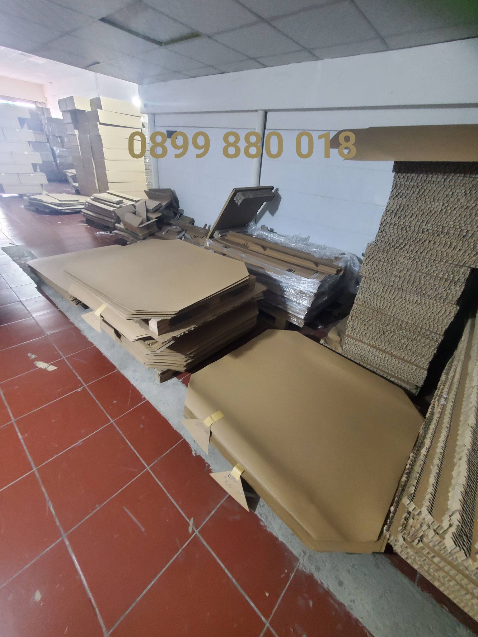 GIẤY BỒI HT